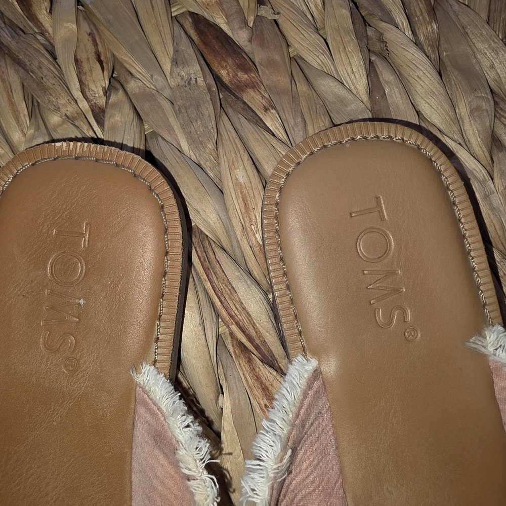 TOMS Rafia Sandals Size 6 - Picture 2 of 6